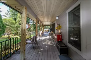 48482 E Meadow Way, Oakridge, OR 97463 - Photo 5