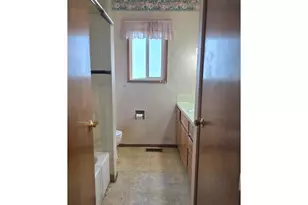 2904 NE 151st Ave, Portland, OR 97230 - Photo 9