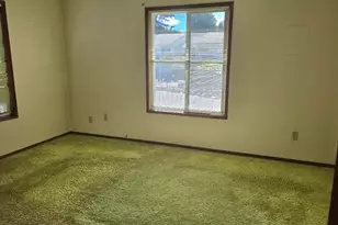 2904 NE 151st Ave, Portland, OR 97230 - Photo 5