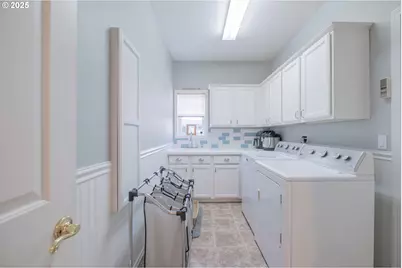 925 Scepter Ct NE, Salem, OR 97301 - Photo 33