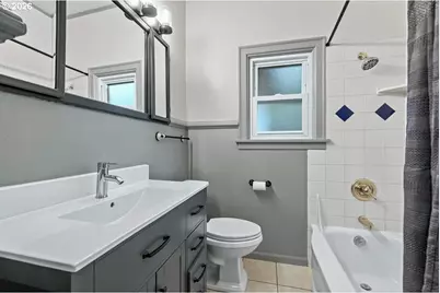 5753 SW Vermont St, Portland, OR 97219 - Photo 15