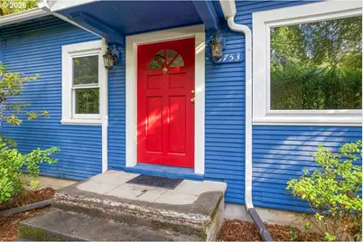 5753 SW Vermont St, Portland, OR 97219 - Photo 3