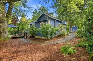 5753 SW Vermont St, Portland, OR 97219 - Photo 5