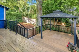 5753 SW Vermont St, Portland, OR 97219 - Photo 35
