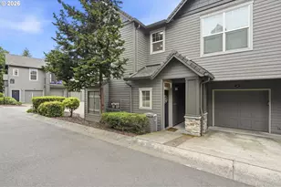 2365 Snowberry Ridge Ct, West Linn, OR 97068 - Photo 3