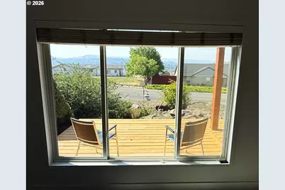 527 Sunridge Ave, Dallesport, WA 98617 - Photo 13