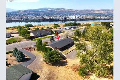 527 Sunridge Ave, Dallesport, WA 98617 - Photo 3