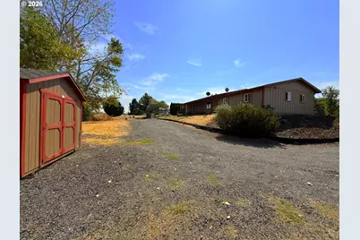 527 Sunridge Ave, Dallesport, WA 98617 - Photo 45