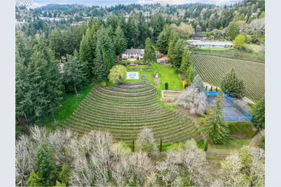 2732 SW Scholls Ferry Rd, Portland, OR 97221 - Photo 3