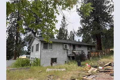207 E Yahooskin St, Chiloquin, OR 97624 - Photo 3