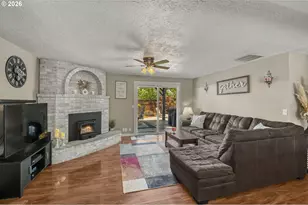 1425 NE Garden Ct, Keizer, OR 97303 - Photo 9