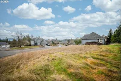 267 W Beacon Hill Dr, Longview, WA 98632 - Photo 7