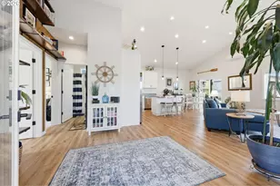 34326 Johnson's Landing Rd, Scappoose, OR 97056 - Photo 5