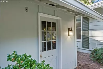 4238 Woodside Cir, Lake Oswego, OR 97035 - Photo 25