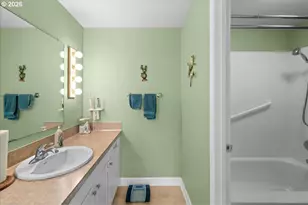 4238 Woodside Cir, Lake Oswego, OR 97035 - Photo 17