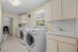 7535 SW Montclair Dr, Portland, OR 97225 - Photo 37