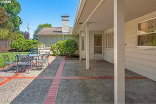 7535 SW Montclair Dr, Portland, OR 97225 - Photo 39