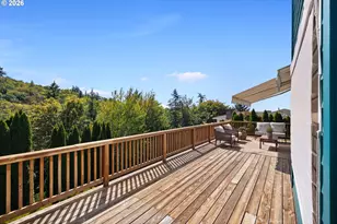 8902 NW Benson St, Portland, OR 97229 - Photo 37