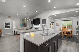 709 Tyson Ln, Eugene, OR 97404 - Photo 9