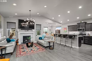 709 Tyson Ln, Eugene, OR 97404 - Photo 3