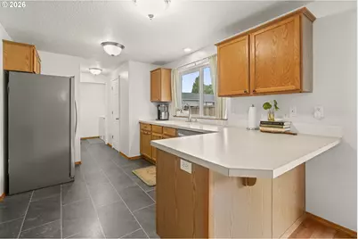 1101 E Sunset Dr, Newberg, OR 97132 - Photo 13