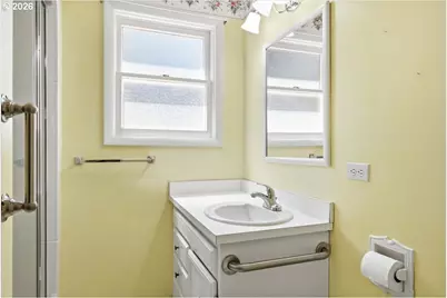2140 17th Ave SW, Albany, OR 97321 - Photo 23