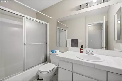 86 Kingsgate Rd #H203, Lake Oswego, OR 97035 - Photo 23