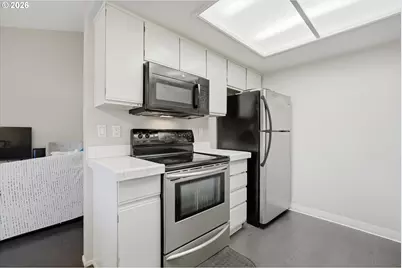 86 Kingsgate Rd #H203, Lake Oswego, OR 97035 - Photo 11