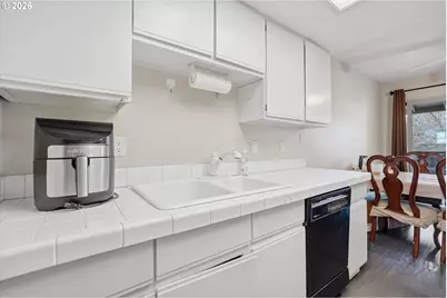 86 Kingsgate Rd #H203, Lake Oswego, OR 97035 - Photo 13