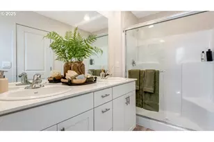 427 Pietro St NE, Salem, OR 97301 - Photo 31