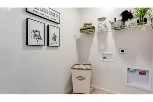 427 Pietro St NE, Salem, OR 97301 - Photo 27