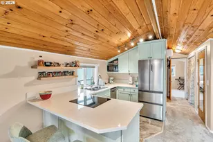 1777 N Jantzen Ave, Portland, OR 97217 - Photo 9