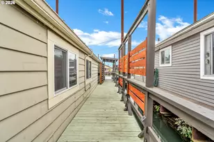 1777 N Jantzen Ave, Portland, OR 97217 - Photo 3