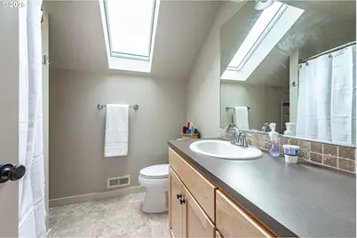 2591 16th St, Springfield, OR 97477 - Photo 33