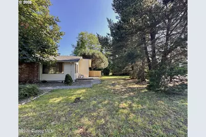 579 S Wahanna Rd, Seaside, OR 97138 - Photo 17