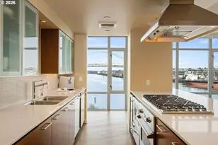 1310 NW Naito Pkwy, Portland, OR 97209 - Photo 13