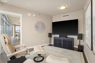 1310 NW Naito Pkwy, Portland, OR 97209 - Photo 21