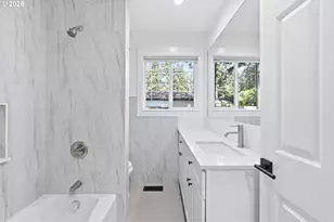 14035 SE Harrison St, Portland, OR 97233 - Photo 19