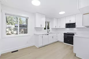 14035 SE Harrison St, Portland, OR 97233 - Photo 13