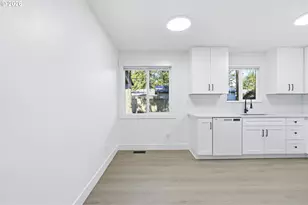 14035 SE Harrison St, Portland, OR 97233 - Photo 11