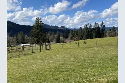 420 Edgeview Dr, Elkton, OR 97436 - Photo 9