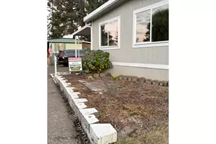 570 N 10th Ave, Cornelius, OR 97113 - Photo 3