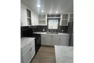 570 N 10th Ave, Cornelius, OR 97113 - Photo 23
