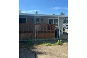 570 N 10th Ave, Cornelius, OR 97113 - Photo 7