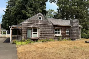 750 5th St, Gearhart, OR 97138 - Photo 5