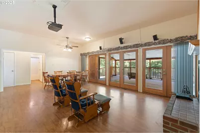 1160 Louis Creek Rd, Myrtle Creek, OR 97457 - Photo 7