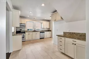 1307 N Kilpatrick St, Portland, OR 97217 - Photo 13