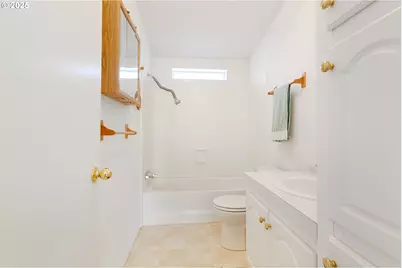 3700 Babcock Ln #150, Eugene, OR 97401 - Photo 17