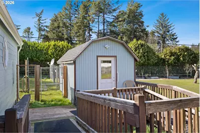 69323 Wildwood Rd, North Bend, OR 97459 - Photo 25