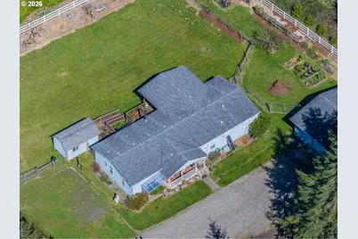 69323 Wildwood Rd, North Bend, OR 97459 - Photo 33